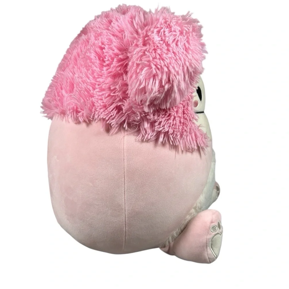Kellytoy Original Squishmallows Brina The Bigfoot Yeti 16